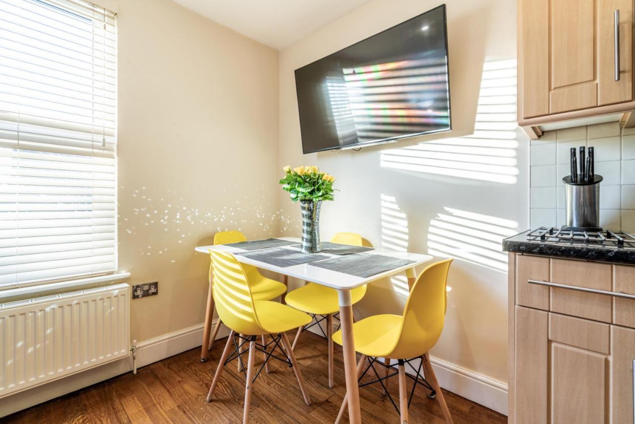 One Bedroom Flat In Bush Hill Park Enfield Kültér fotó