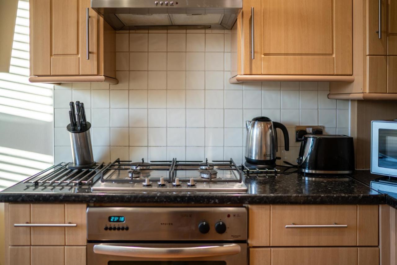 One Bedroom Flat In Bush Hill Park Enfield Kültér fotó